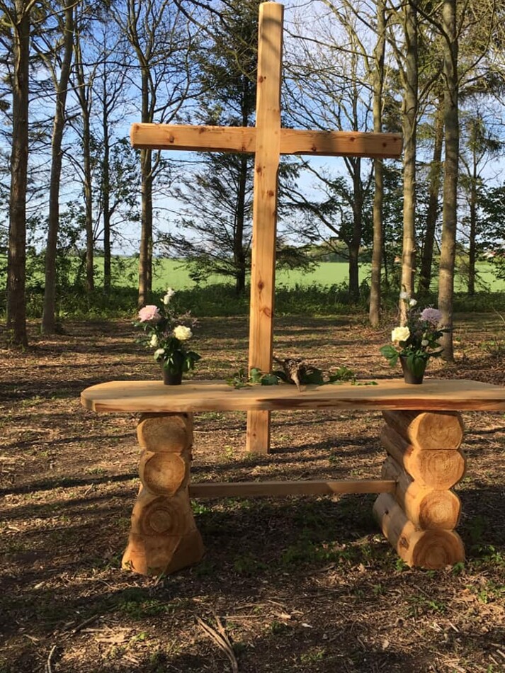 Skovkirken_Alter.jpg