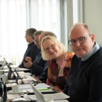 Stiftsråd lytter med Birthe og Anders i fokus.jpg